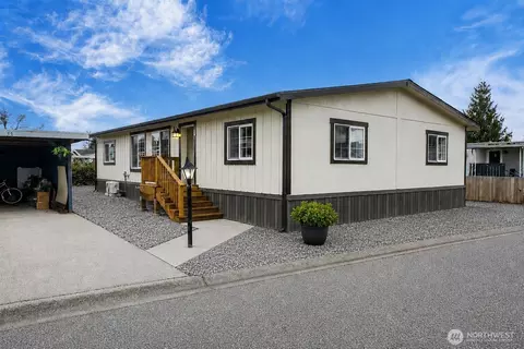 8220 37th Street Ct E #30, Edgewood, WA 98371