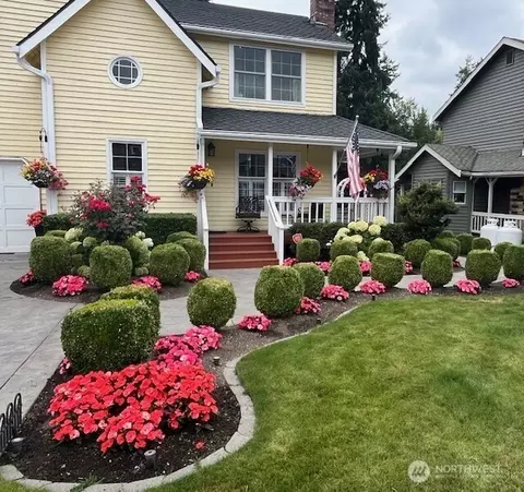17409 113th Ave NE, Bothell, WA 98011