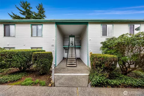 1730 318th Pl #39D, Federal Way, WA 98023