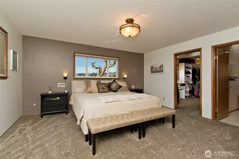 Bedroom - 39811 272nd Ave SE, Enumclaw, WA 98022 photo 3 of 5