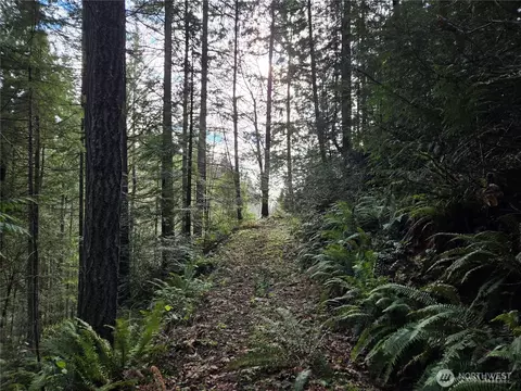 216 Nn Bond Rd NE, Poulsbo, WA 98370
