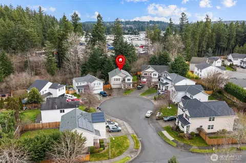 23425 SE 261st Ct, Maple Valley, WA 98038
