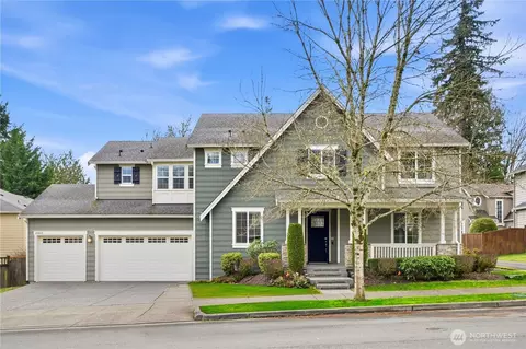 17027 NE 120th St, Redmond, WA 98052