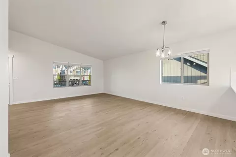 Living - 20111 40th Ave E, Spanaway, WA 98387 photo 2 of 5
