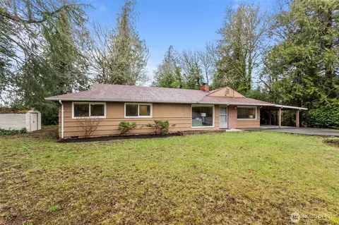 6120 Elaine Ct, Bremerton, WA 98312