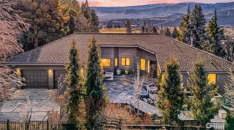 423 Lombard Ln, Wenatchee, WA 98801