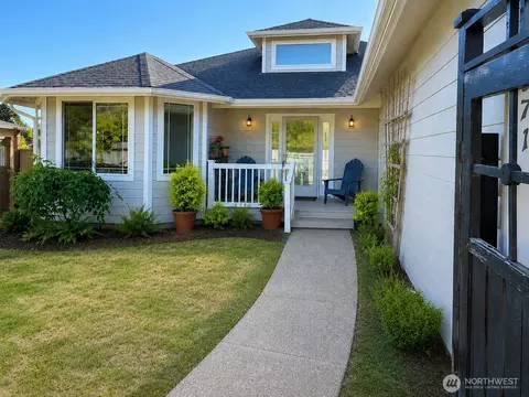 571 E Chance A La Mer NE, Ocean Shores, WA 98569