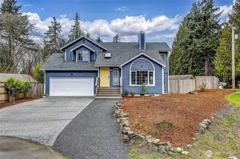 22295 Wavecrest Ave NE, Poulsbo, WA 98370