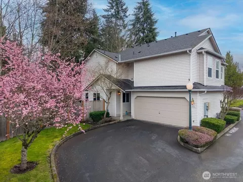 11 90th Ave NE #A, Lake Stevens, WA 98258