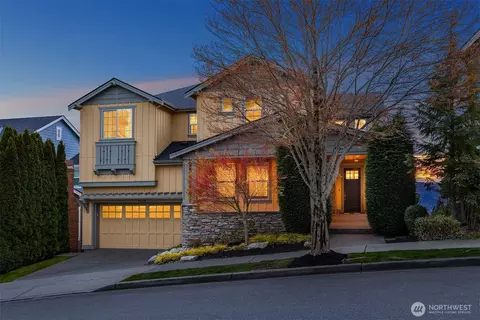 2440 NE Daphne St, Issaquah, WA 98029