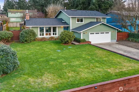 5055 Sherlyn Ave SE, Port Orchard, WA 98367