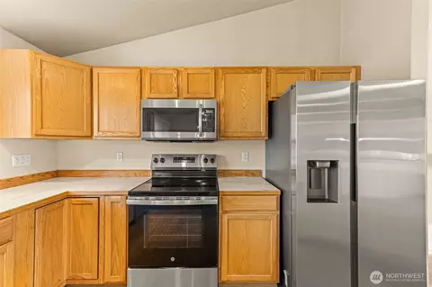 Kitchen - 3815 230th St E, Spanaway, WA 98387 photo 4 of 4