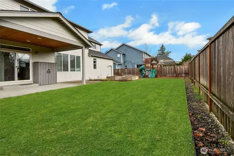 Exterior - 14925 Benton Loop, Sumner, WA 98390 photo 7 of 8