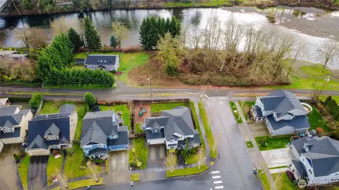 View/Area - 14925 Benton Loop, Sumner, WA 98390 photo 3 of 3