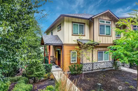 992 Sunrise Pl SW #N1, Issaquah, WA 98027