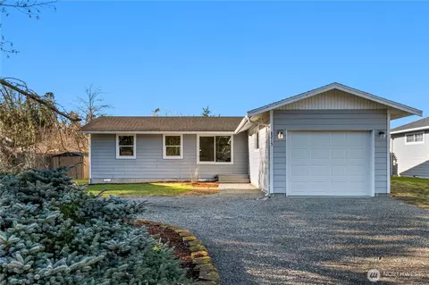 8215 Quinault Rd, Blaine, WA 98230