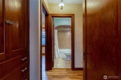 Entry Way - 811 Estrella Ave, Walla Walla, WA 99362 photo 1 of 5