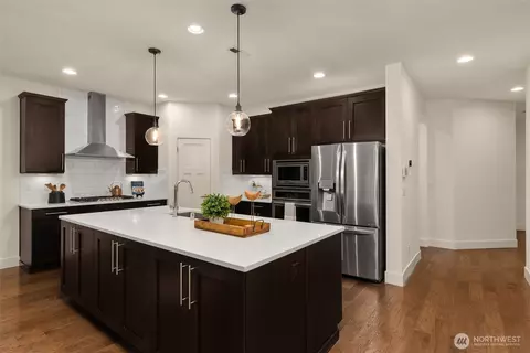 Kitchen - 1126 199th St SE, Bothell, WA 98012 photo 3 of 7