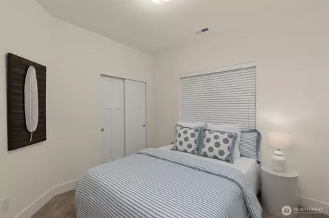 Bedroom - 1126 199th St SE, Bothell, WA 98012 photo 4 of 5