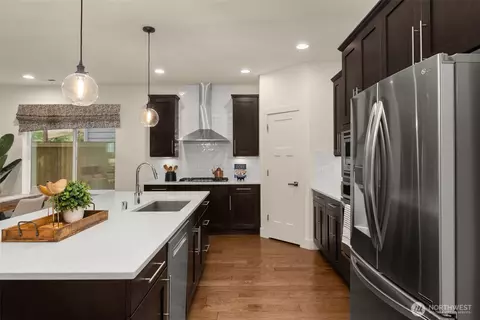 Kitchen - 1126 199th St SE, Bothell, WA 98012 photo 2 of 7