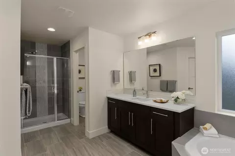 Bath - 1126 199th St SE, Bothell, WA 98012 photo 1 of 4