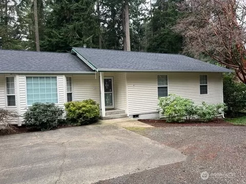 4929 Cascade Pl, Oak Harbor, WA 98277