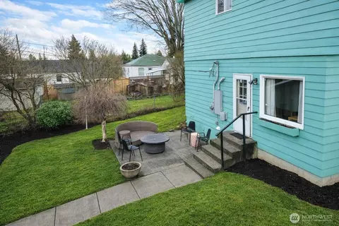 Exterior - 1721 Cedar St, Everett, WA 98201 photo 4 of 6