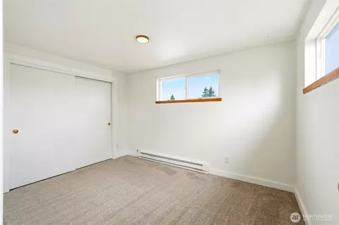 Bedroom - 1721 Cedar St, Everett, WA 98201 photo 4 of 4