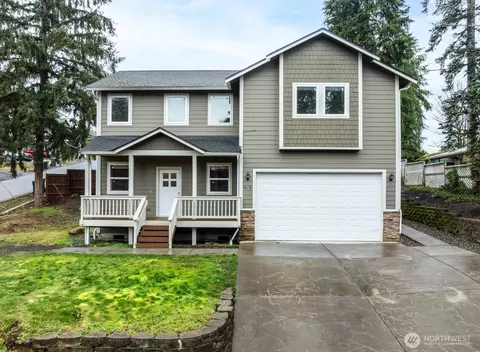 813 S 10th St, Shelton, WA 98584