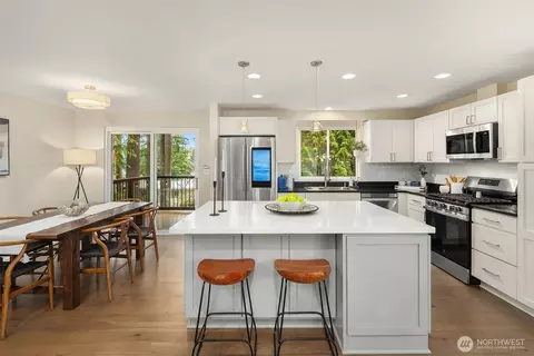Kitchen - 14812 107th Ave NE, Bothell, WA 98011 photo 1 of 6
