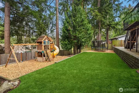 Exterior - 14812 107th Ave NE, Bothell, WA 98011 photo 9 of 9