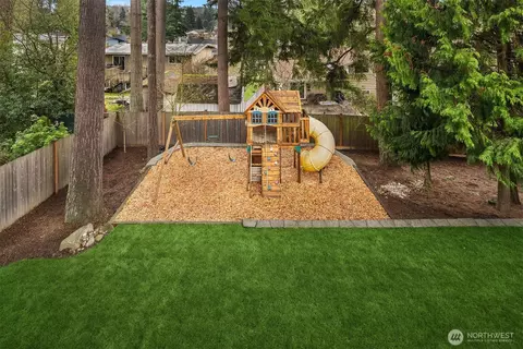 Exterior - 14812 107th Ave NE, Bothell, WA 98011 photo 8 of 9