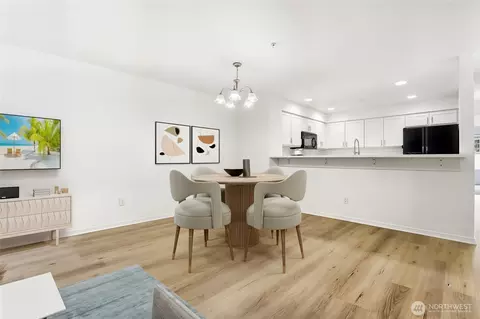 Dining - 2001 120th Pl SE #3-304, Everett, WA 98208 photo 1 of 1