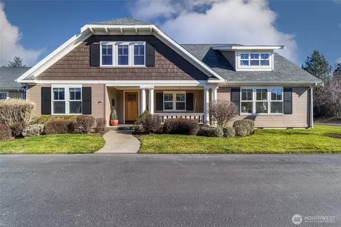 731 SE Swainson Ln, College Place, WA 99324