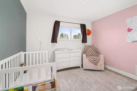 Bedroom - 5301 School St, Raymond, WA 98577 photo 4 of 4