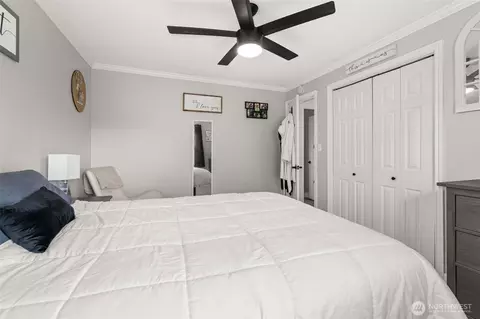 Bedroom - 5301 School St, Raymond, WA 98577 photo 2 of 4