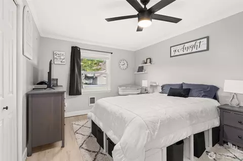 Bedroom - 5301 School St, Raymond, WA 98577 photo 1 of 4