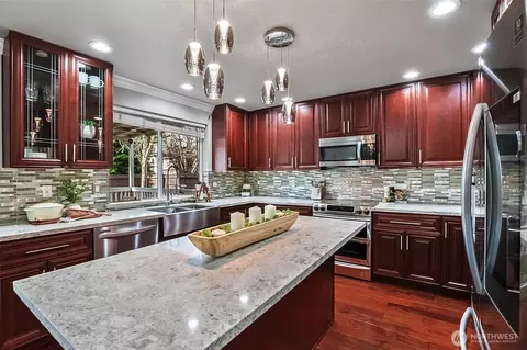 Kitchen - 9604 25th Dr SE, Everett, WA 98208 photo 1 of 5