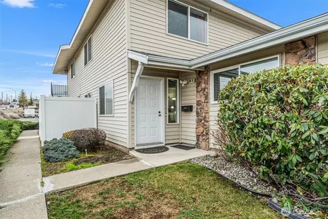 100 Simon St #30, East Wenatchee, WA 98802