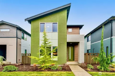 33475 Three Lakes Ln, Black Diamond, WA 98010