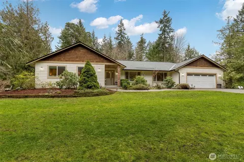 9240 Priddy Vista Rd NW, Seabeck, WA 98380