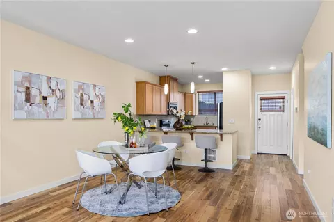 Dining - 16528 2nd Park SE, Bothell, WA 98012 photo 1 of 1