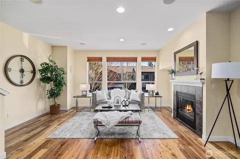 Living - 16528 2nd Park SE, Bothell, WA 98012 photo 1 of 4