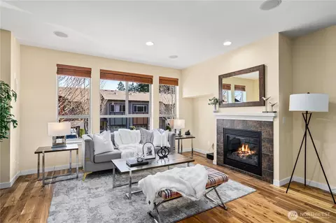 Living - 16528 2nd Park SE, Bothell, WA 98012 photo 2 of 4