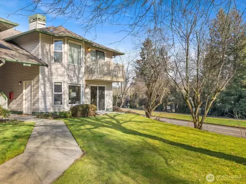 301 9th St #2, Snohomish, WA 98290