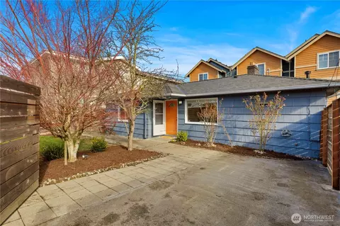 14052 Midvale Ave N, Seattle, WA 98133