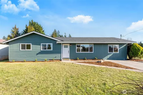 7002 Dahlberg Rd, Ferndale, WA 98248