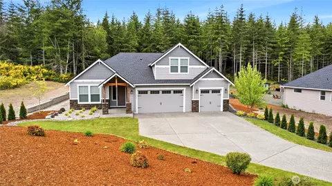 5487 Skyfall Pl NW, Bremerton, WA 98312