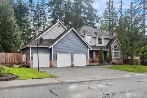 421 SW 335th St, Federal Way, WA 98023