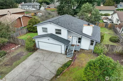 1810 SW 355th Pl, Federal Way, WA 98023